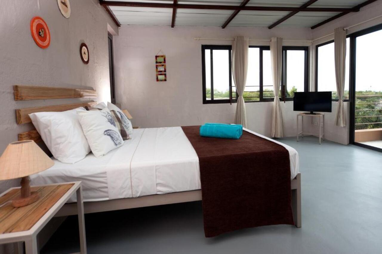 Hotel Evazion à Grand River South East Extérieur photo
