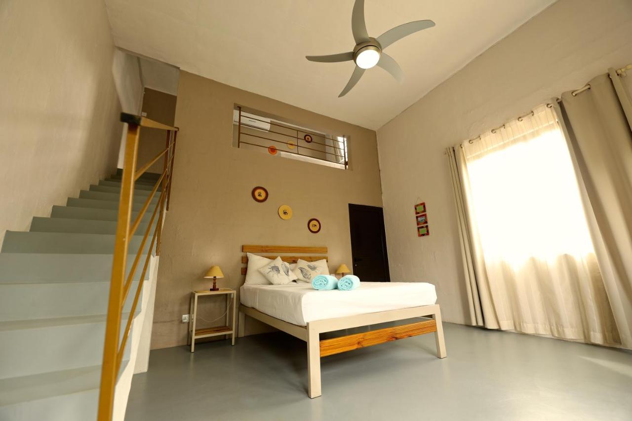 Hotel Evazion à Grand River South East Extérieur photo